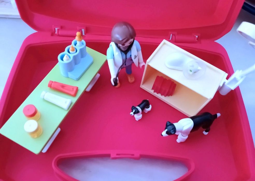 Maleta Veterinária Playmobil - Clinica Vet