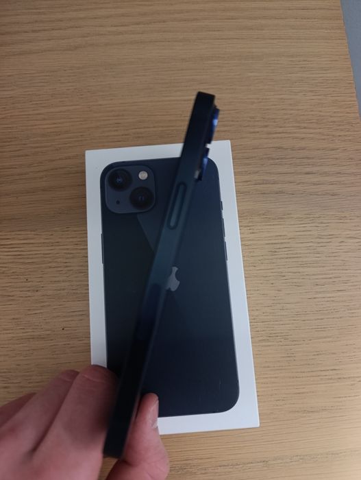 iPhone 13  128GB   87%baterii  stan bardzo dobry
