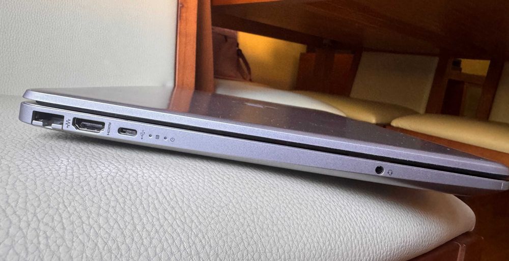 HP 250 G9 c/Novo c/Ecran 15.6"FHD/i5-1235 c/10 Cores/16G Ram/Ssd 512Gb