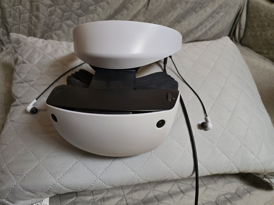 Окуляри віртуальної реальності для PS5