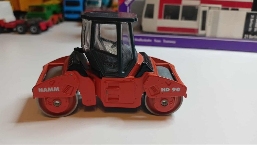 Zestaw 5 modeli od siku!  Bardzo ładne modele