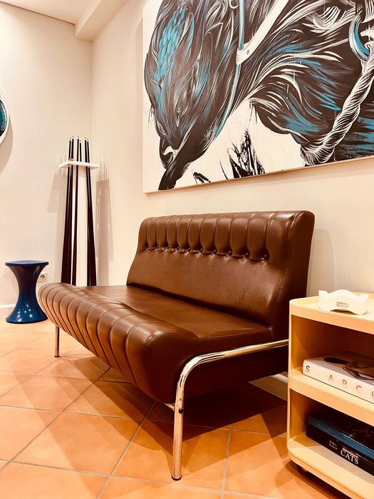 Conjunto de sofá e duas cadeira individuais vintage