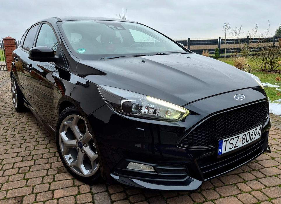 Ford Focus ---Rezerwacja--- w ofercie inne pojazdy