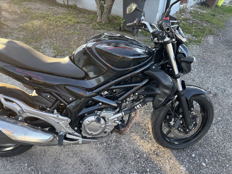 Suzuki gladius 650 na A2