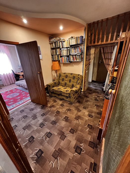 Продам 3 кімнатну квартиру лівий берег
