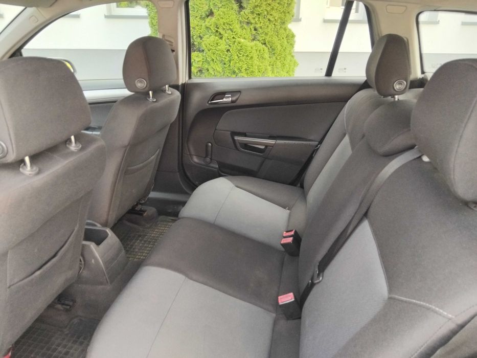 Opel Astra 1.7 CDTi 2005r.