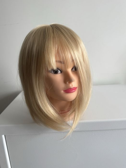 Peruka bob blond włosy do ramion
