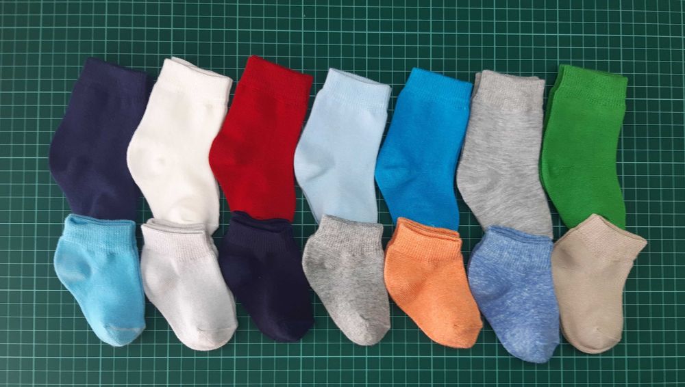 Meias (14 pares) para recém-nascido, tam. 0/6m pé 14/18
Algodão 100%