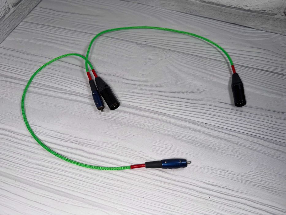 Cabo para subwoofer AudioQuest Husky | Interconexão Balanceada RCA para XLR
