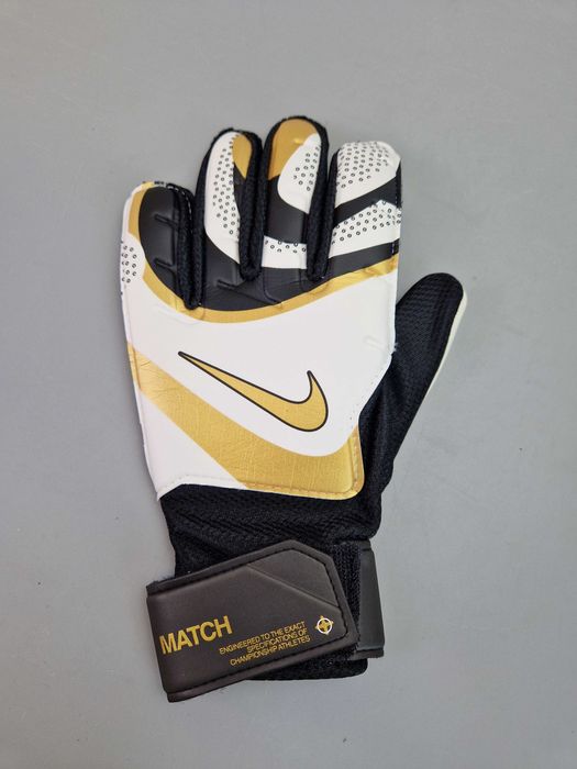 Rękawice Bramkarskie NIKE GK Match Jr. 7