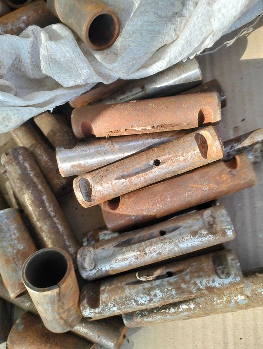 Втулка (палец 70 гр) ушка задней рессоры Газ-51-52 Новая, с хранения.