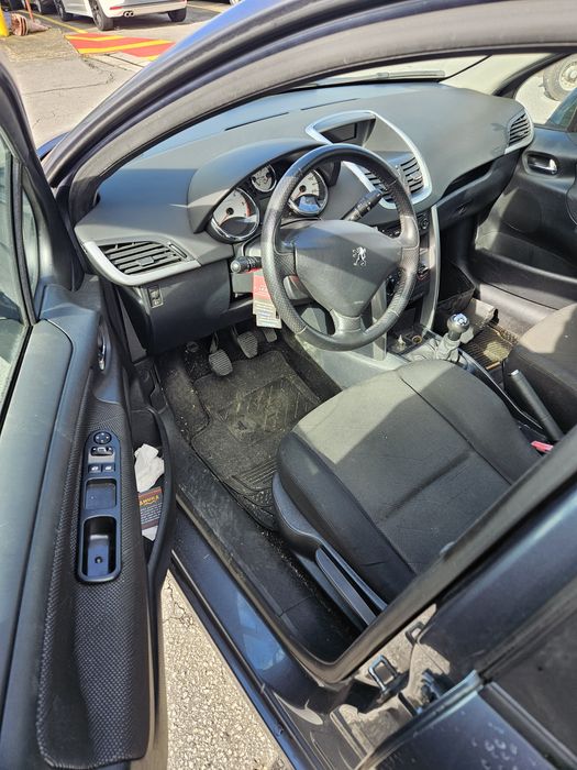 Peugeot 207 1.6 HDi de 2008 para peças
