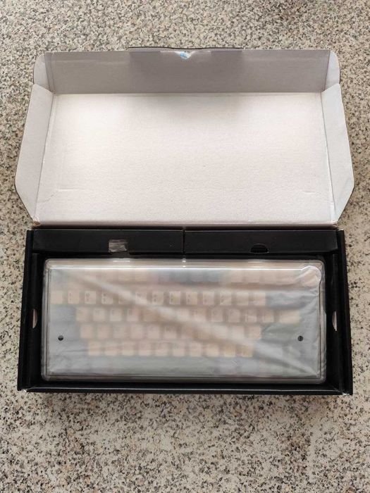 Teclado Mecânico Aula F75 (Wireless) – Na Caixa Original (Como Novo)