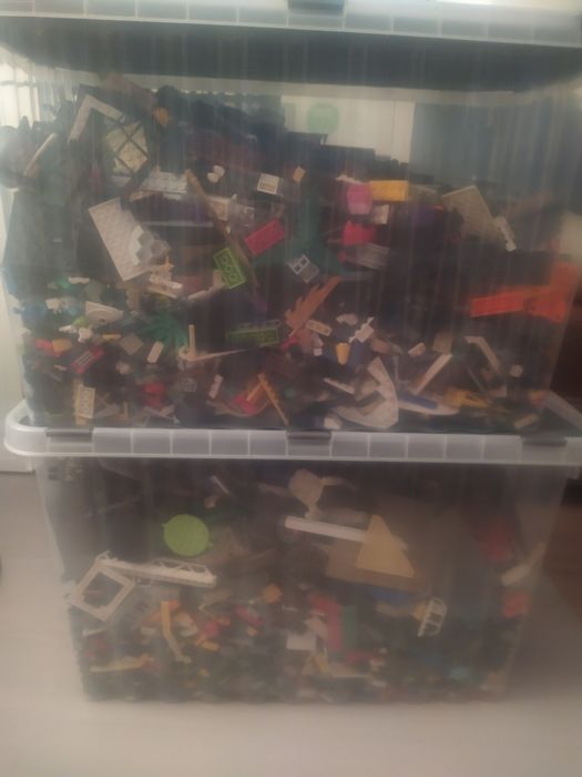 Lego mix 23.5kg + figurki i zestaw