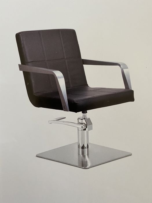 Rampas e cadeiras cabeleireiro barbeiro