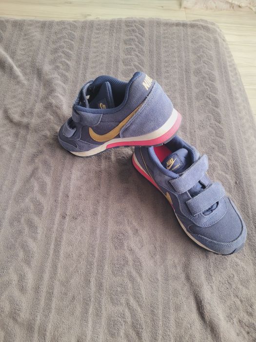 buty NIKE MD RUNNER PSV dziecięce r.33