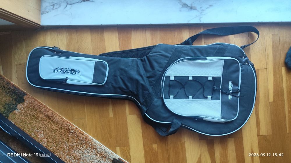 Saco de guitarra prática novo, nunca foi usado