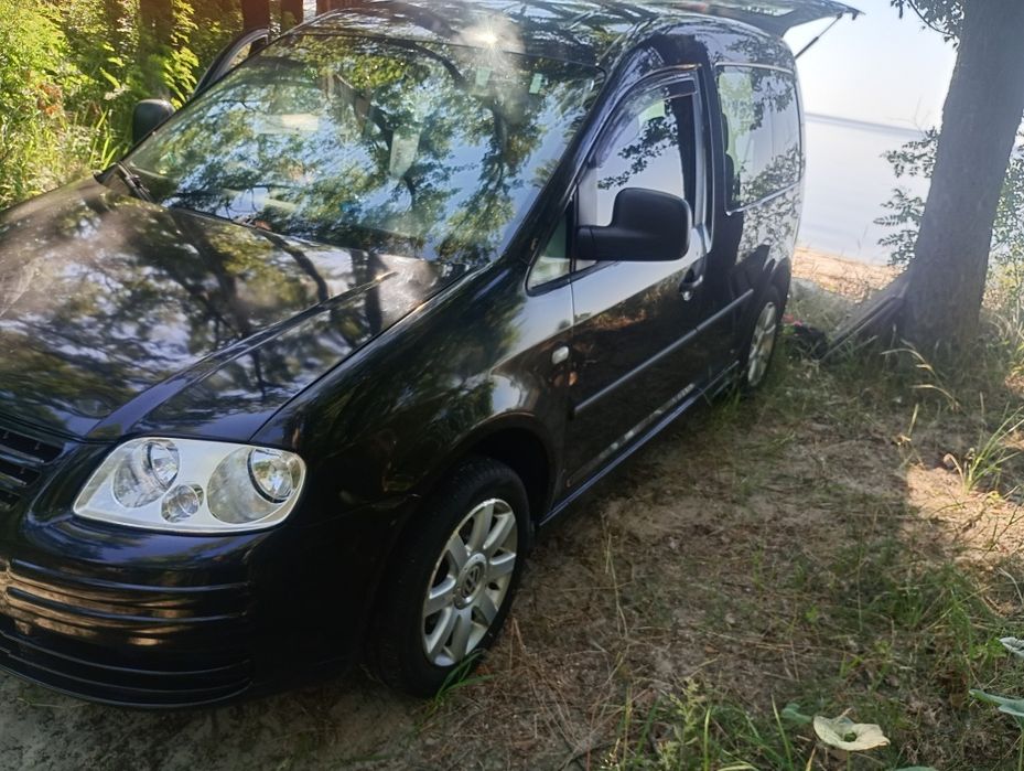 Продам Volkswagen Caddy