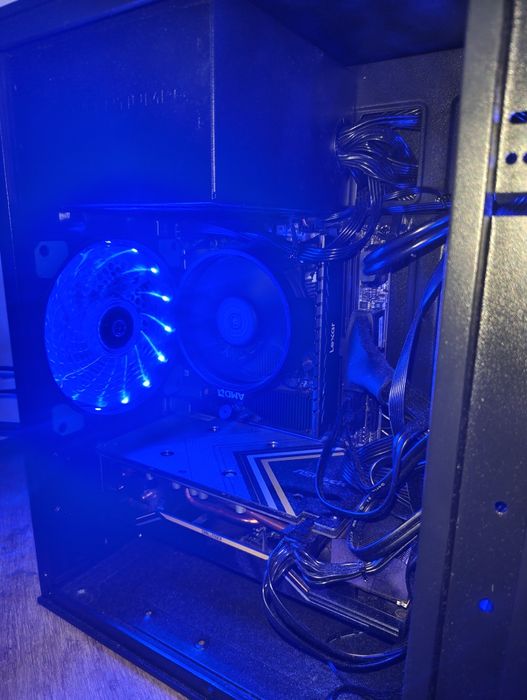 Komputer do gier i pracy – Ryzen 5 5500 / RX 5600 XT / 16 GB RAM / 1 T