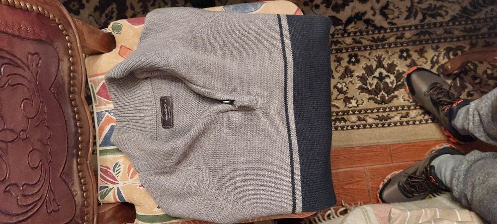 Roupa de homem NOVA, sem uso.