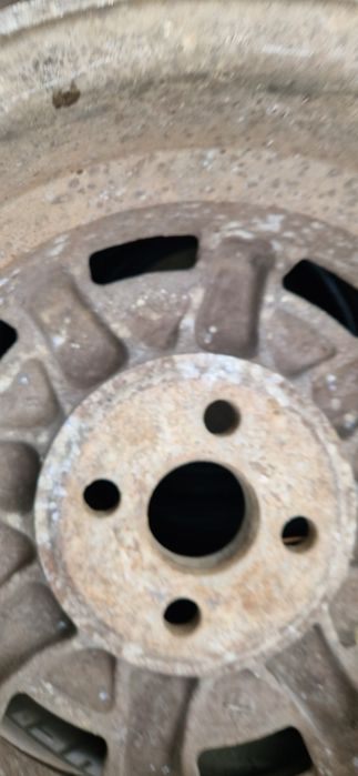 Zabytkowe Felgi aluminiowe 13 cali 4x100 Toyota Celica