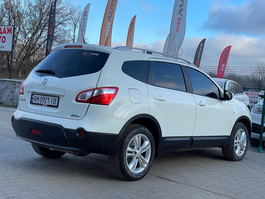 Nissan Qashqai+2 2013