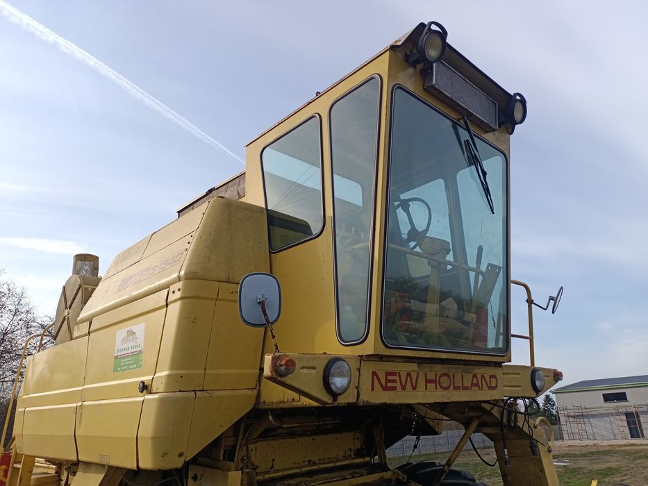 Kombajn New Holland S 1540 heder sieczkarnia