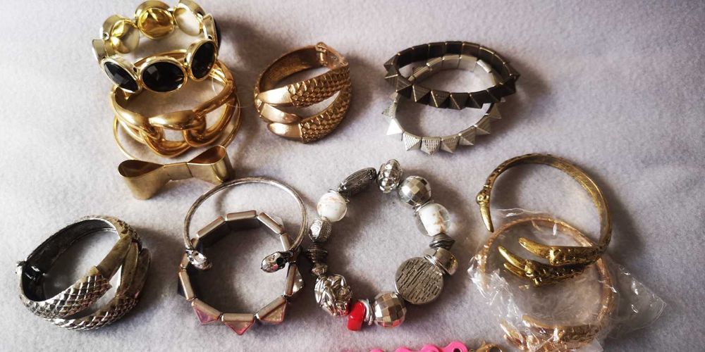 conjunto de pulseiras