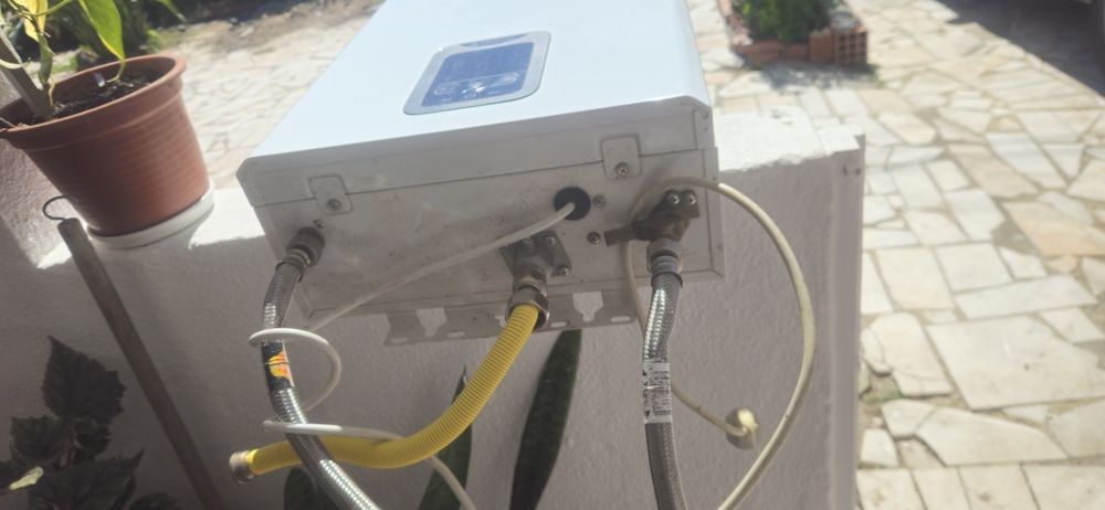 Esquentador eléctrico Ariston