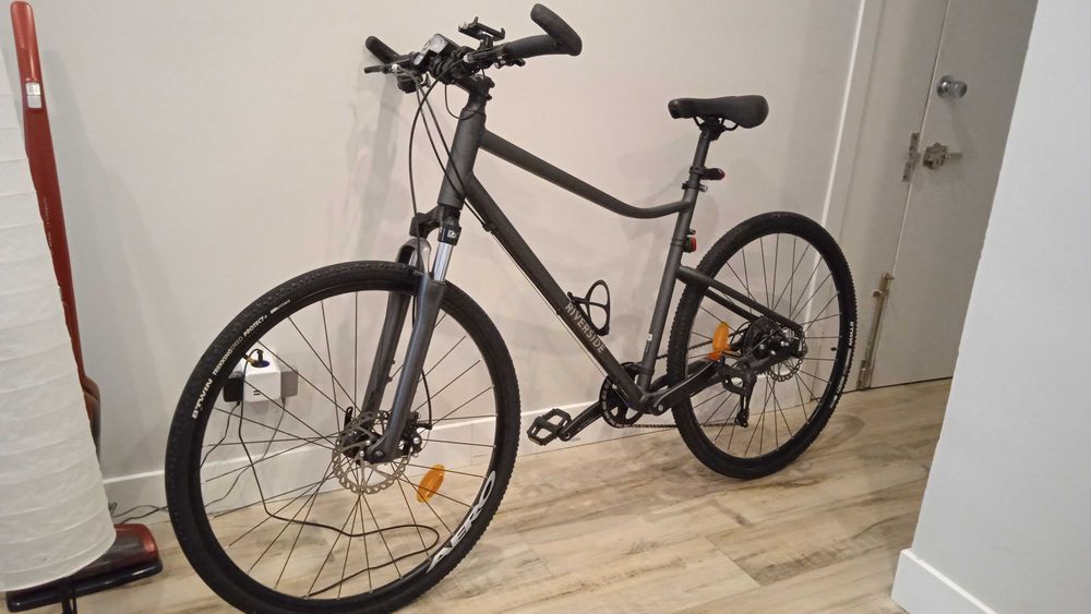 NOVA BICICLETA RIVERSIDE 700 L +cadeado+capa+acessórios Arroios • OLX ...