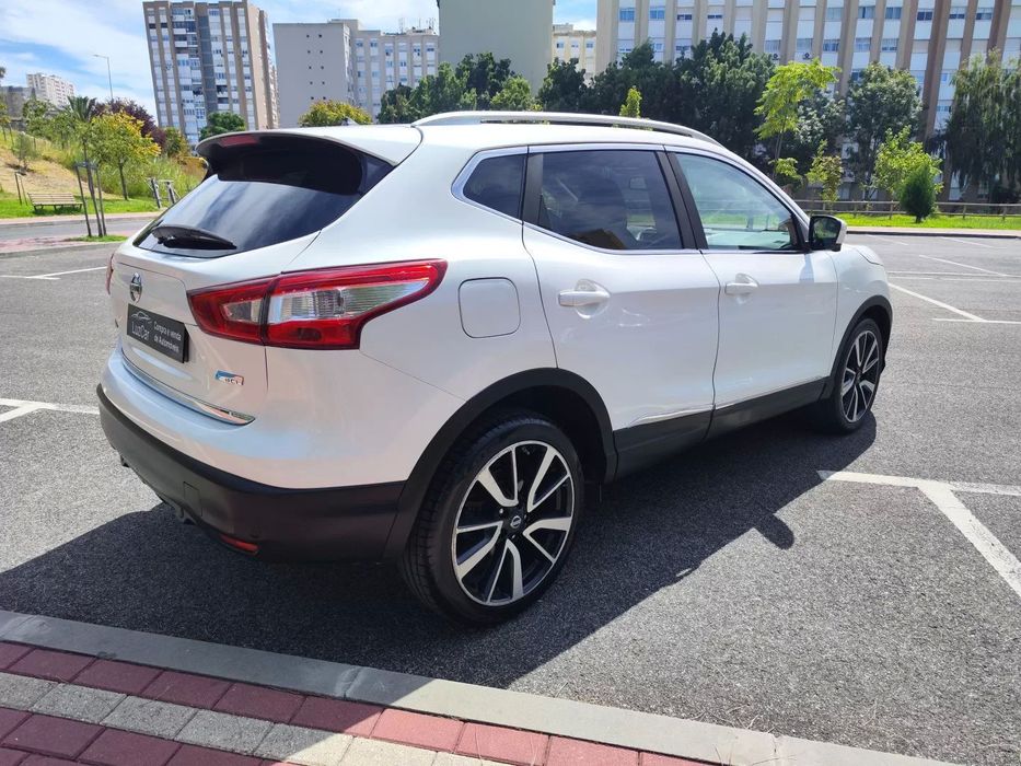 Nissan Qashqai 1.6 dCi Tekna Premium Xtronic