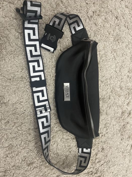 Продаю сумку Versace