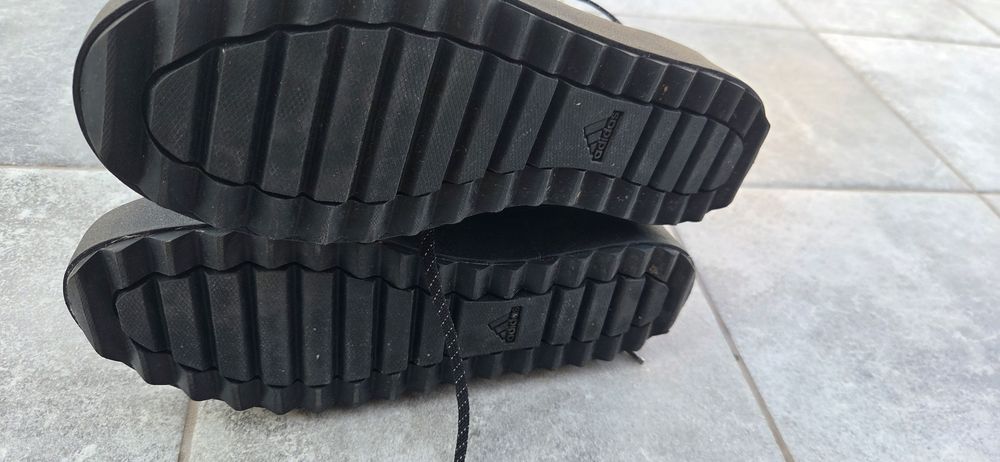Adidas terrex  Znsored goretex