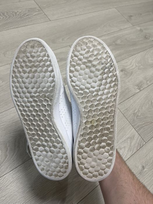 Продам кеды Adidas advantage base