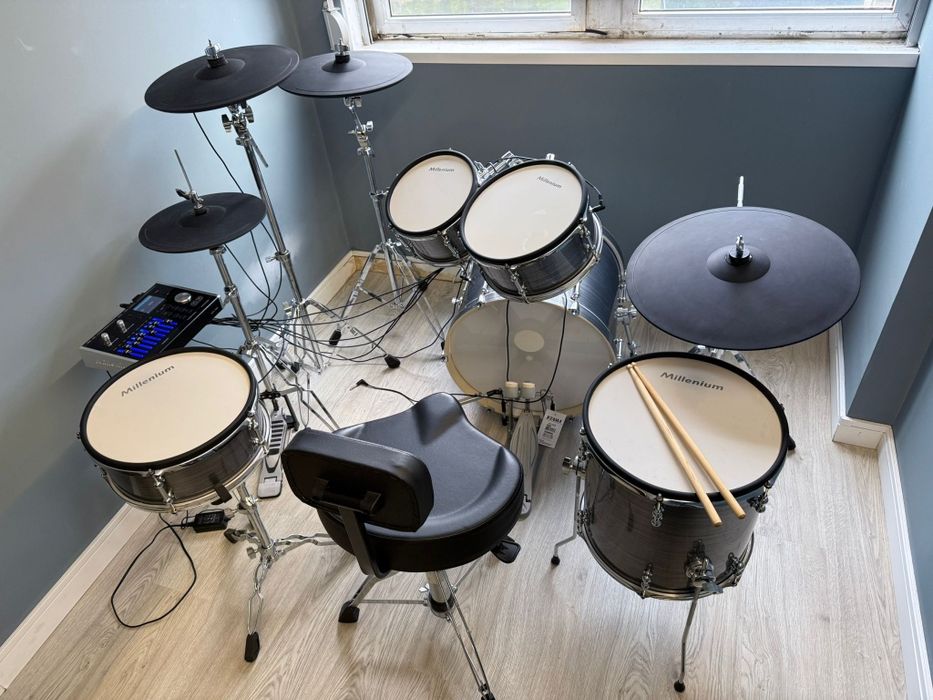 Bateria eletrônica Millenium