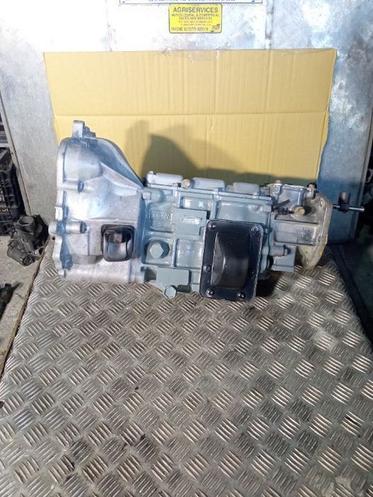 Caixa de velocidades Mitsubishi L200 4x4 REF: MO11S5A009 ME505575