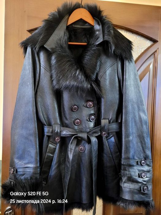 Шкіряна дублянка з хутром козлика