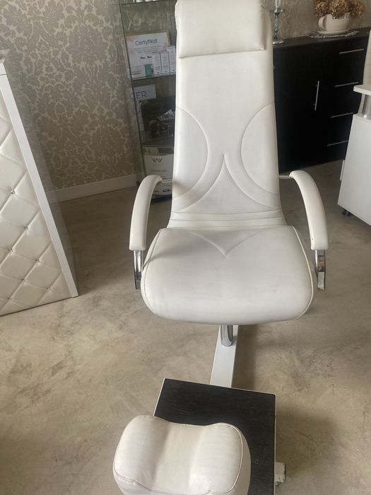 Fotel do makijażu i pedicure