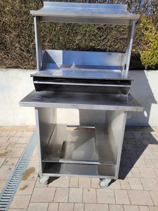 Wyspa gastronomiczna, bar sałatkowy, itp