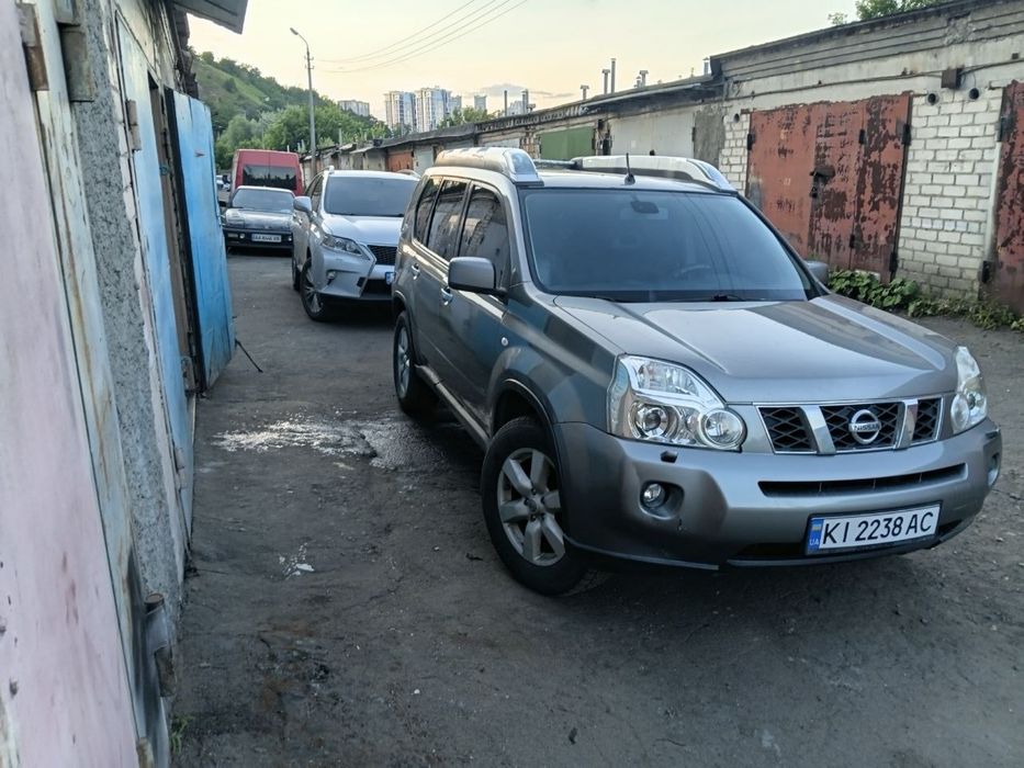 Nissan X-trail columbia 2.5/ повний привід/Газ- бензин