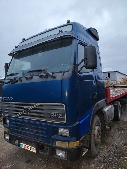 продаю тягач с прицепом VOLVO FH12