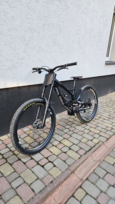 YT Tues 2016 року