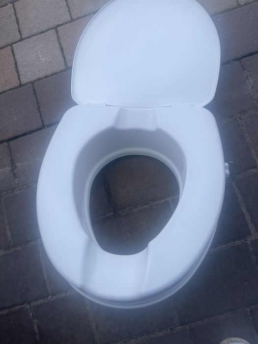 Nasadka ortopedyczna na sedes