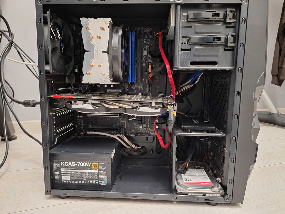 Komputer do gier i7-6700K, GTX 1070, 16 GB RAM, MSI Z170A, SSD, WIN 10