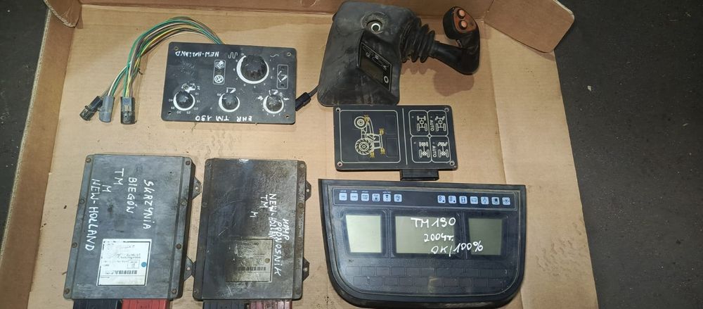 Sterownik New Holland TM elementy elektryczne