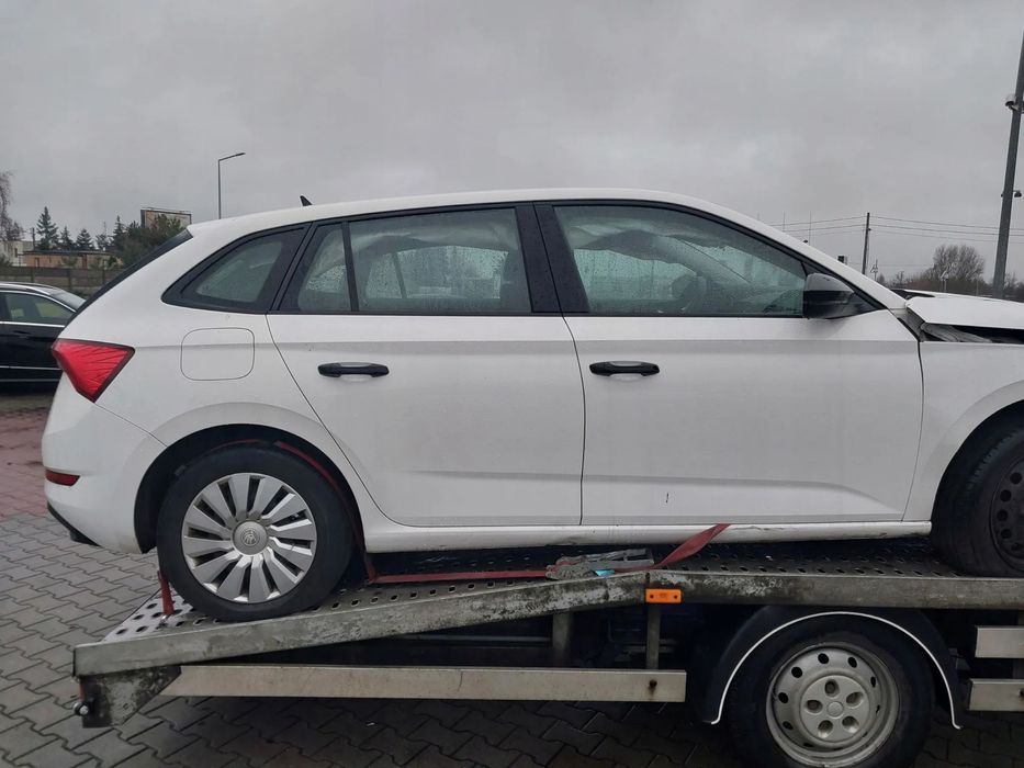 SCALA karoseria ćwiartka błotnik tył dach wanna pas LF9E