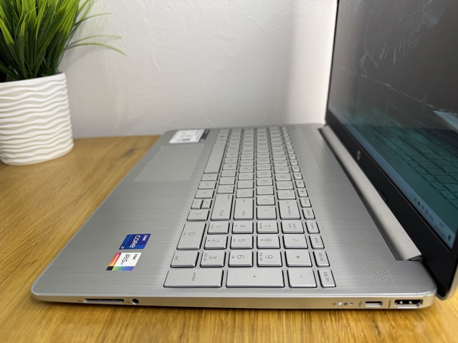 Потужний новий ноутбук HP 15 i7 12 gen 16/512GB сенсорний 10 ядер