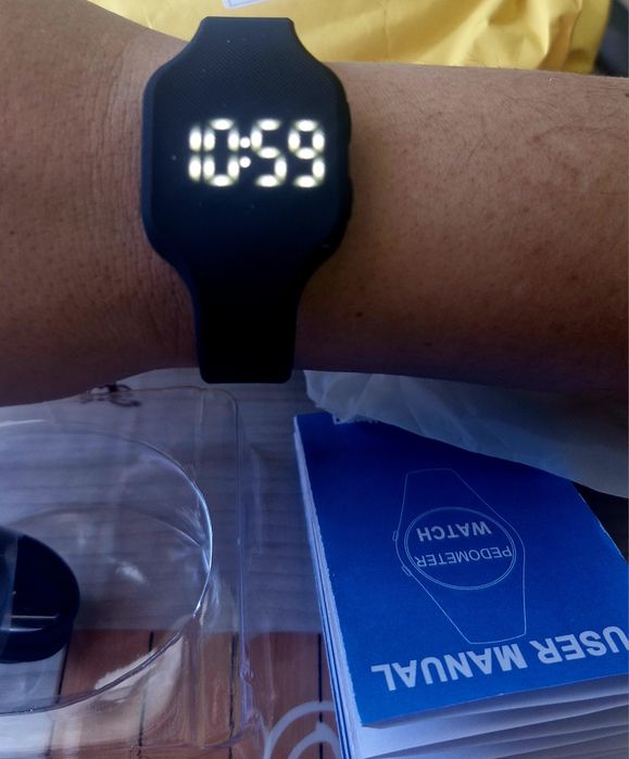 Фітнес браслет . Годиник . 2026 . Топ