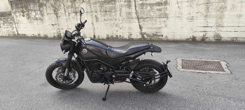 Benelli Leoncino 500