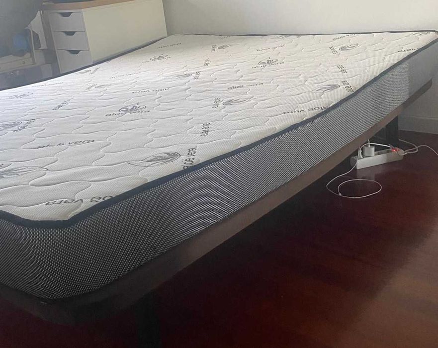 Cama de Casal 160x200 + Colchão